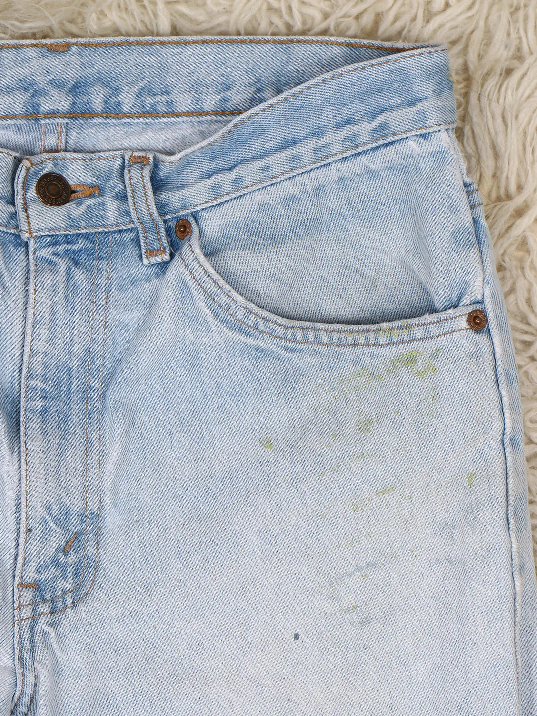 32"w 32L levi's orange tab paint spatter jeans