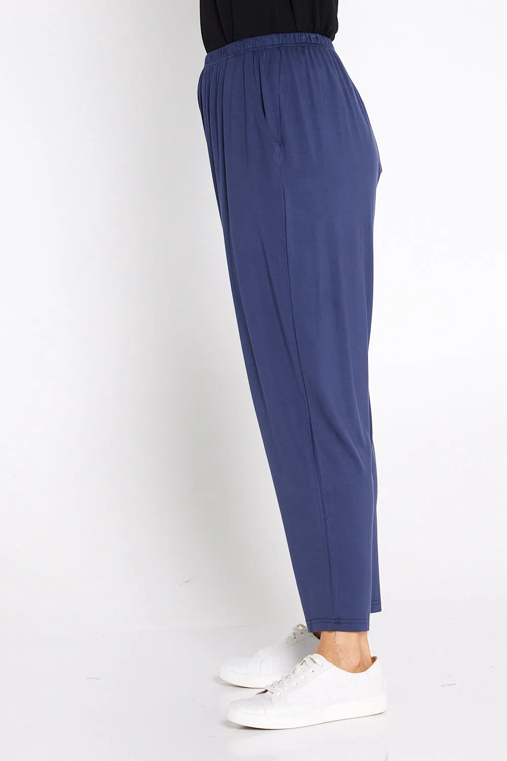 Amalie Bamboo Pants - Navy