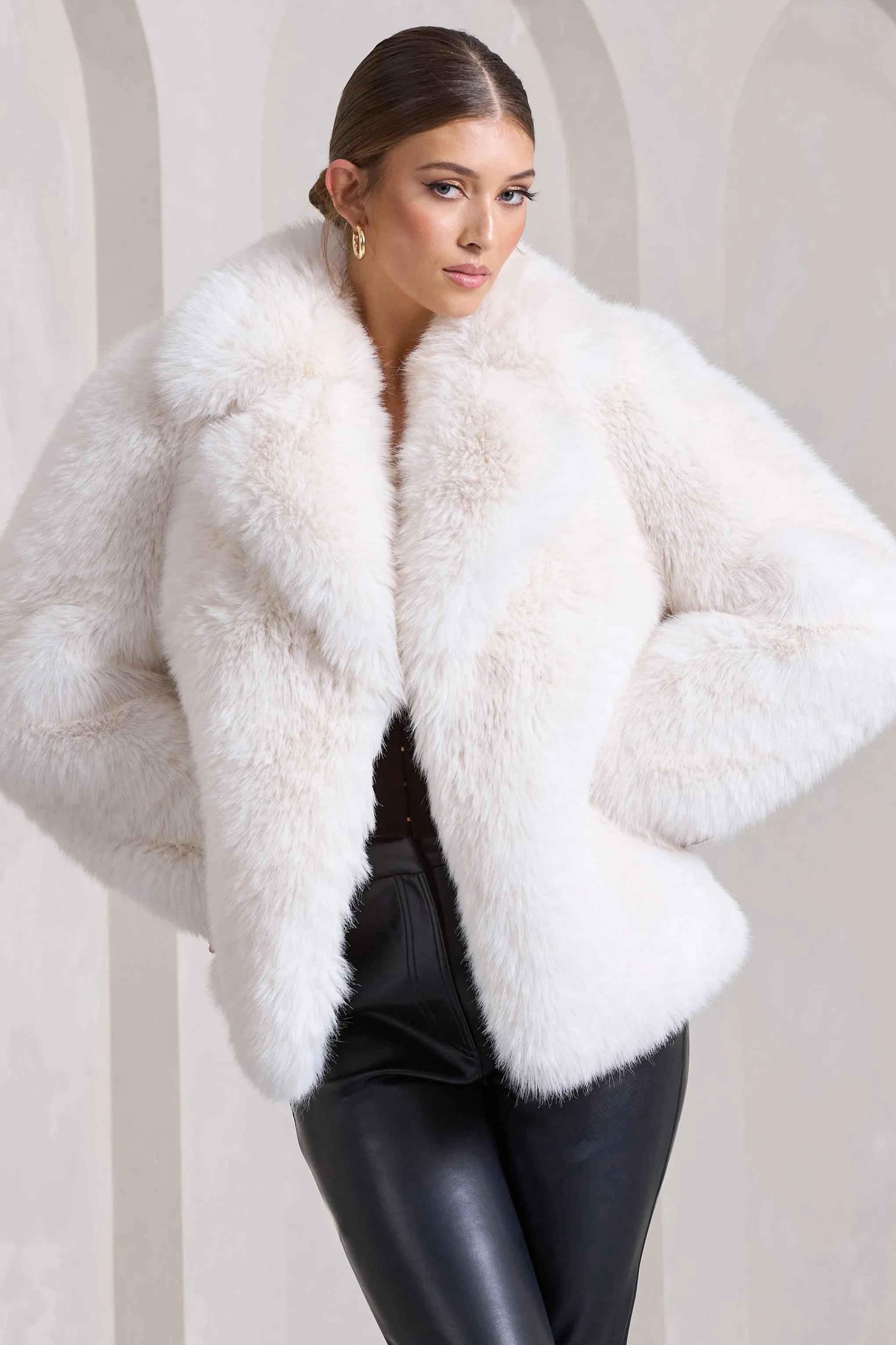 Hot Toddy | Cream Short Faux Fur Coat