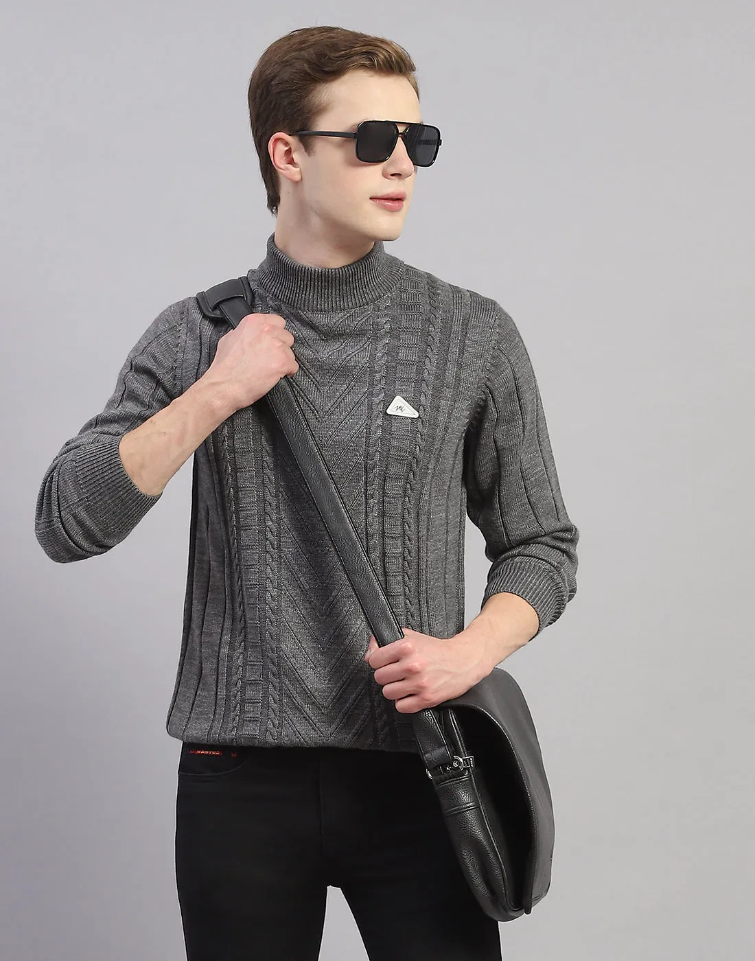 Men Grey Solid T Neck Full Sleeve Pullover