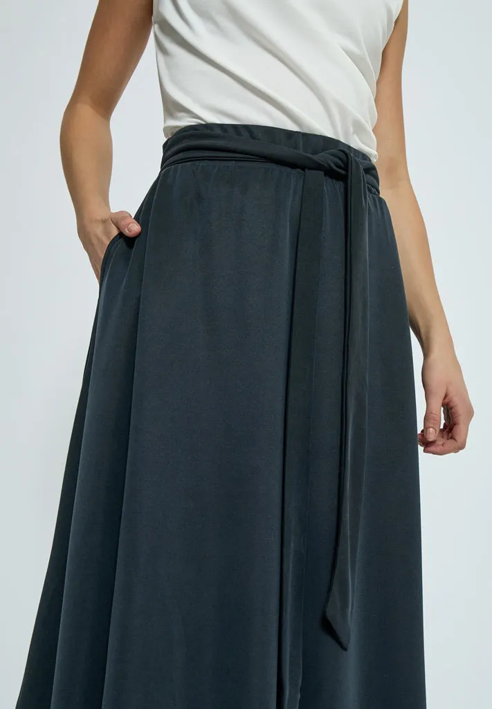 MSAddilyn Midi Skirt - Black