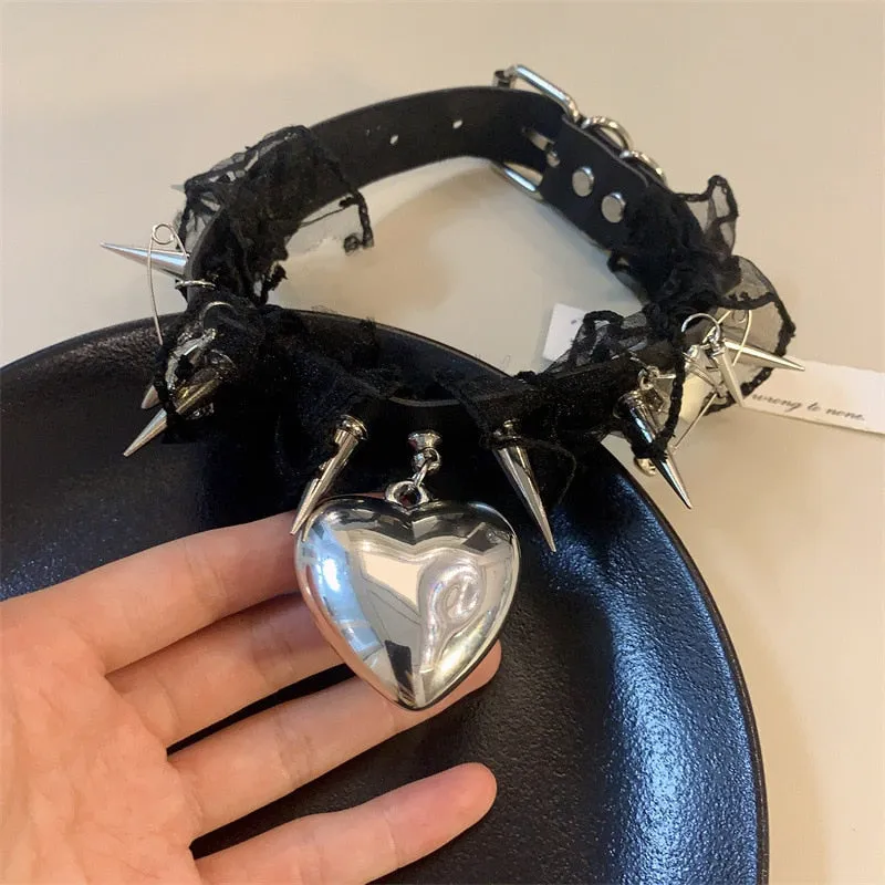 Pierce My Heart Collar