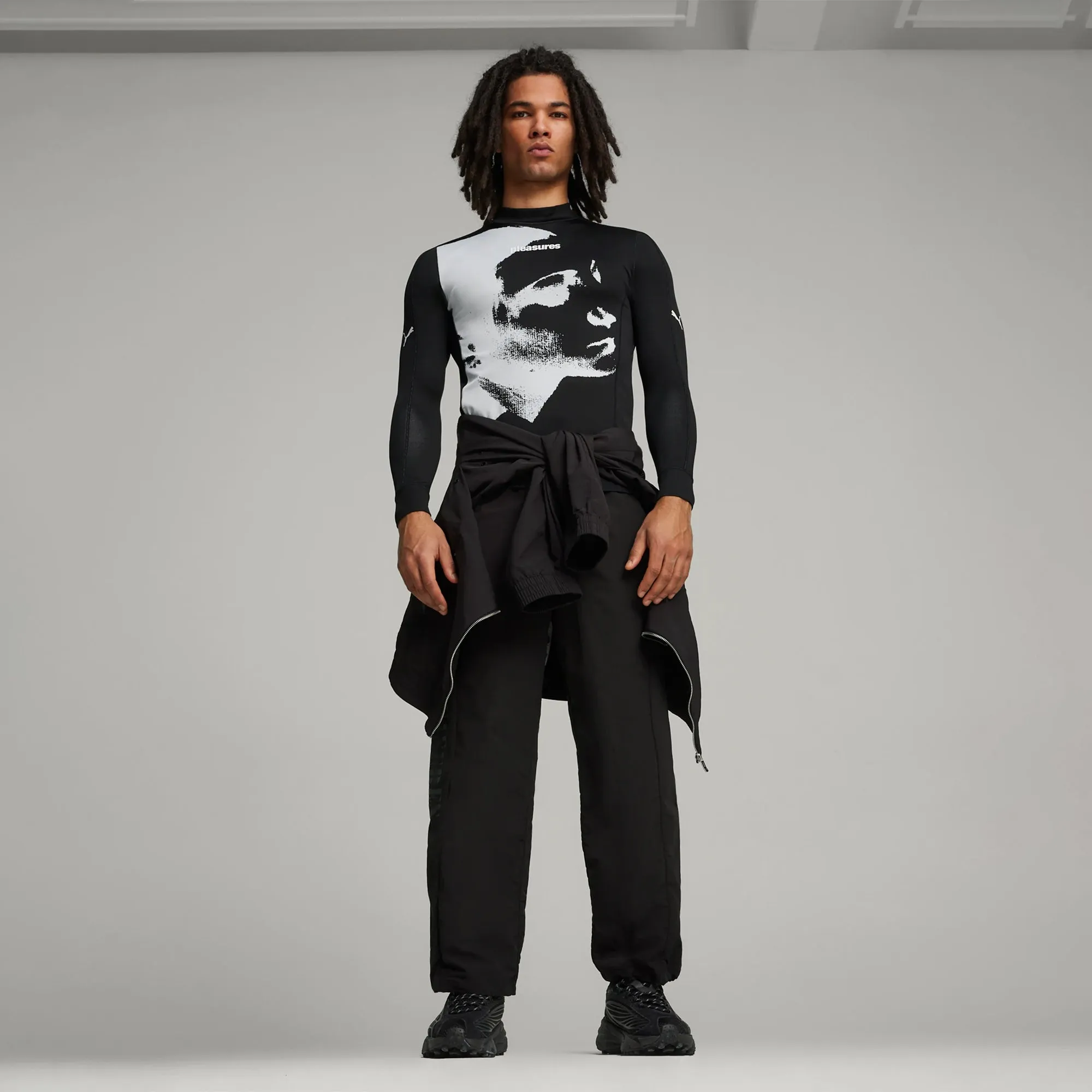 Puma | x PLEASURES BASE LAYER  { BLACK/WHITE