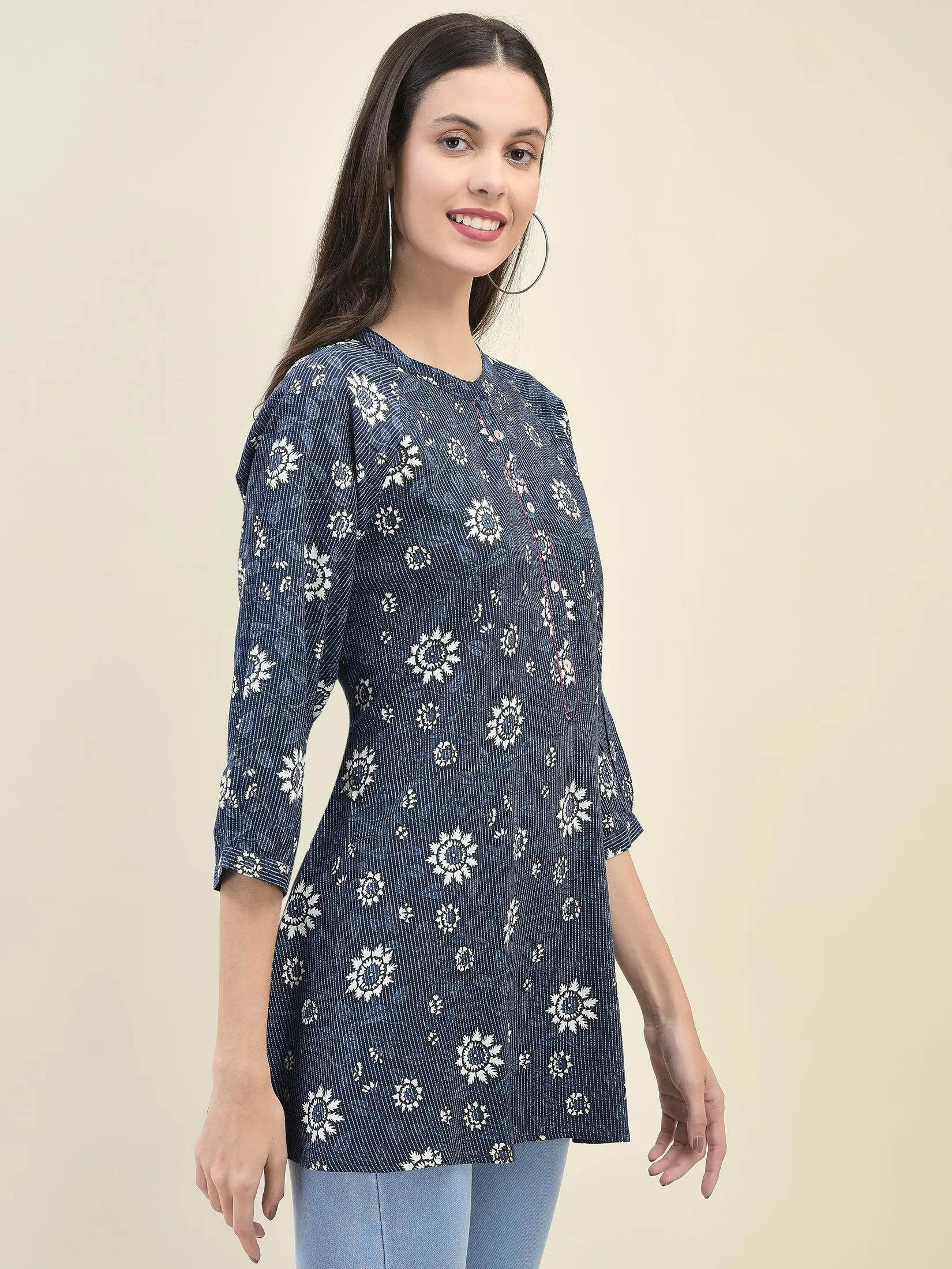 Women Liva Rayon Indigo Floral Print Tunic